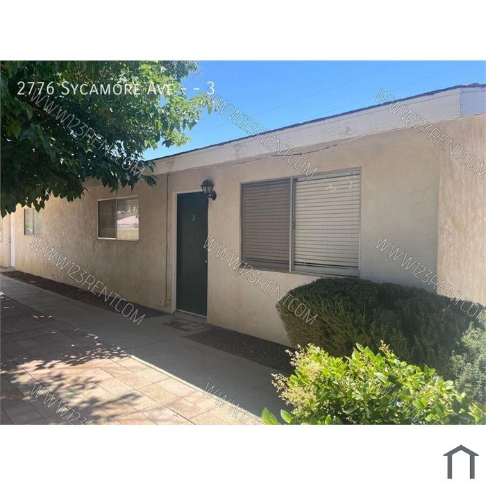 2BD/ 1 BTH TOWN HOUSE ROSAMOND