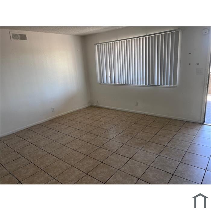 411 N Yosemite Ave
