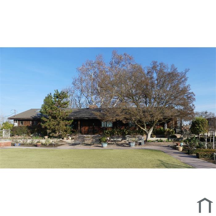 325 S Brawley Ave