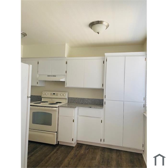 1340 E San Bruno Ave