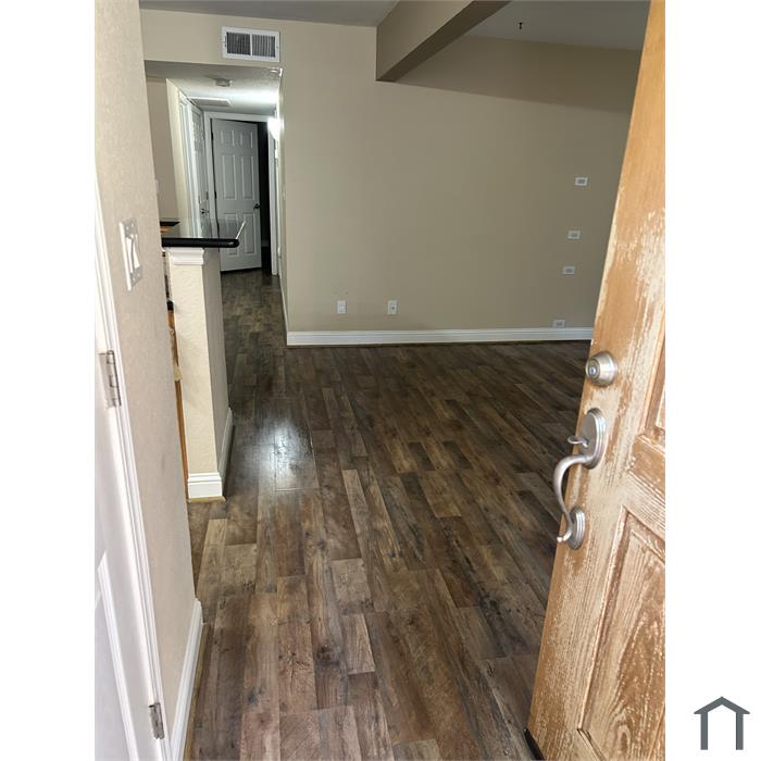 2881 Huntington Blvd