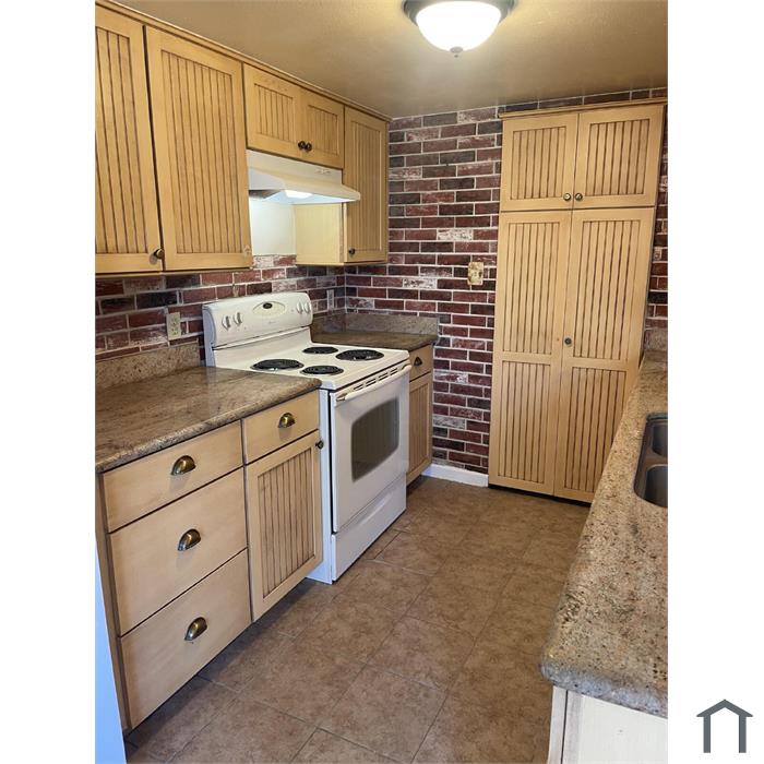 4909 N Winery Cir