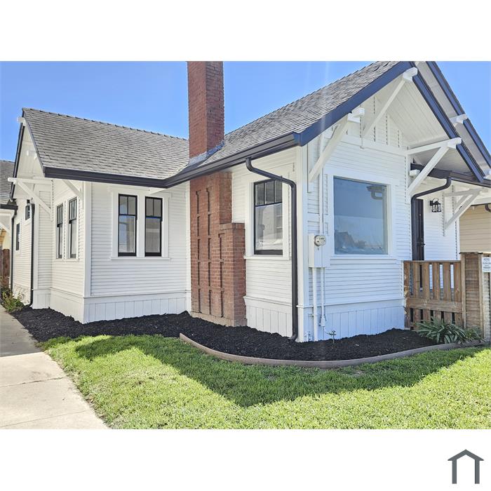 111 W San Luis St