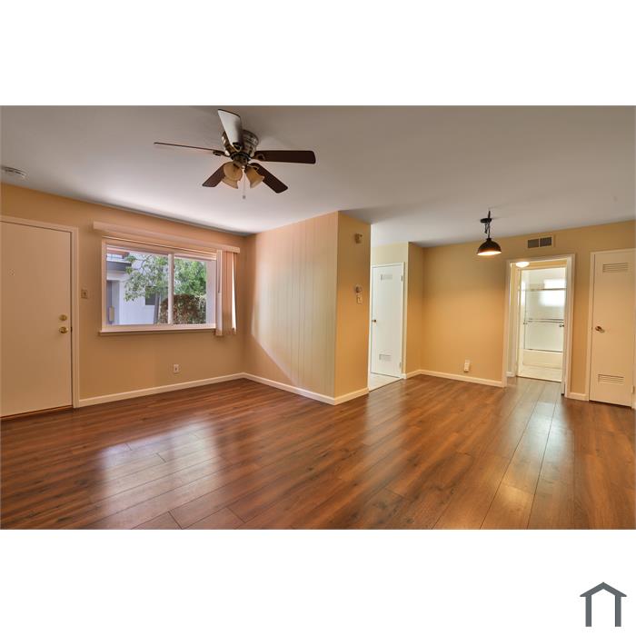 1830 Ednamary Way