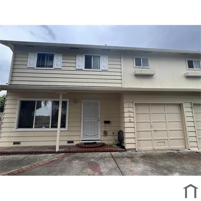 1493 Falcon Ct