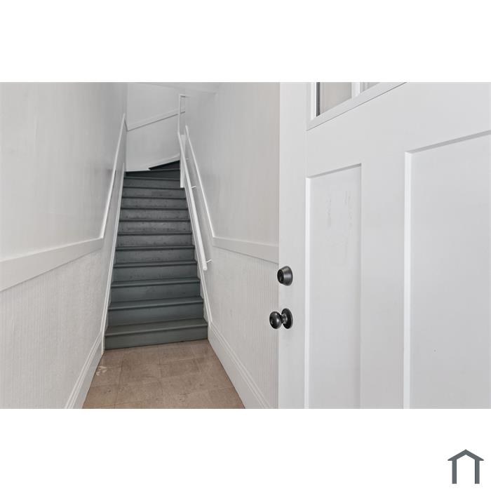 318 Harriet St