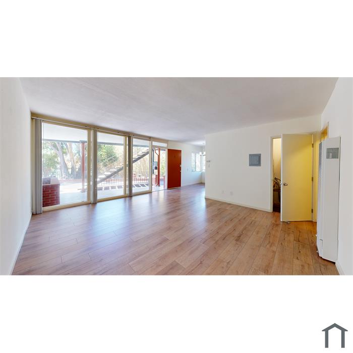 838 Cedar St