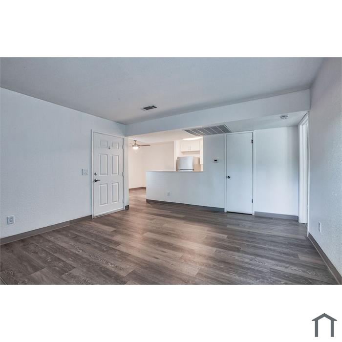 2811 Cadiz Ln