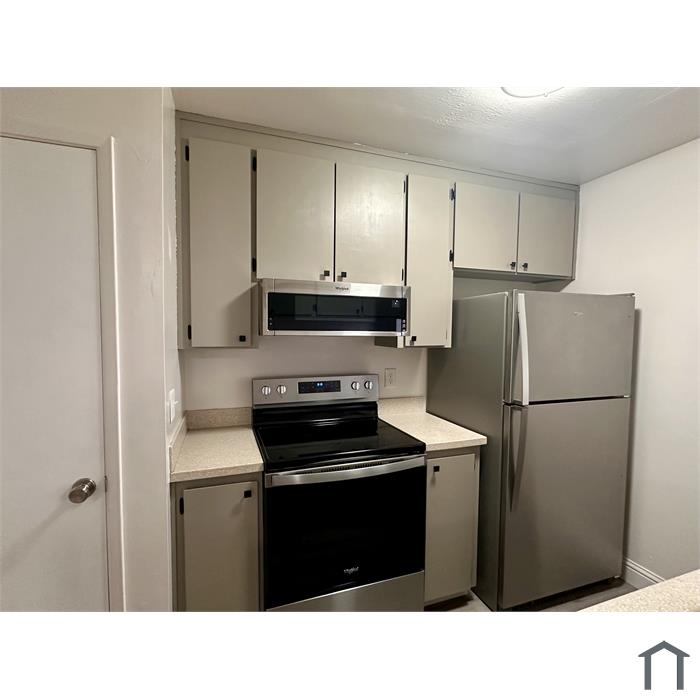 1906 San Jose Dr