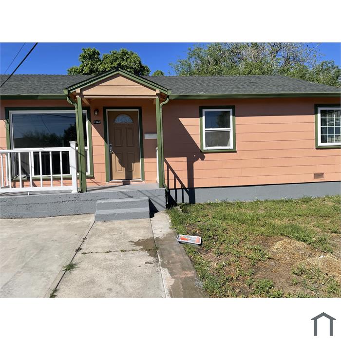 1944 Birch Ave