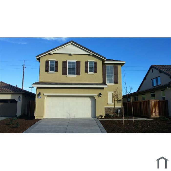 1086 Beau Ave