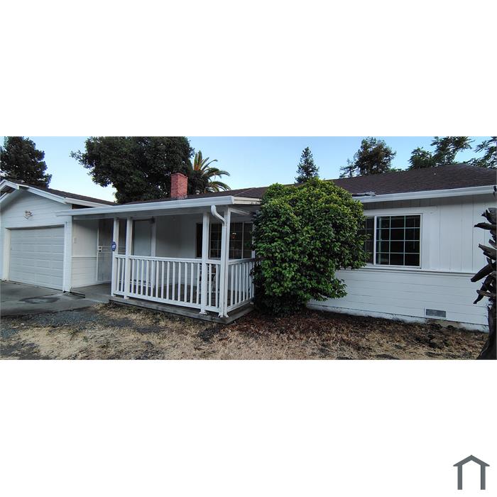 3236 Clayton Rd