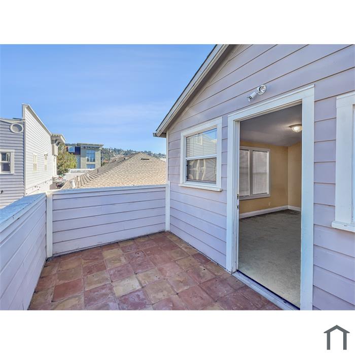 2 Bedroom Single Family House 10829 San Pablo Ave in El Cerrito, CA