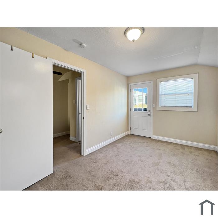 2 Bedroom Single Family House 10829 San Pablo Ave in El Cerrito, CA