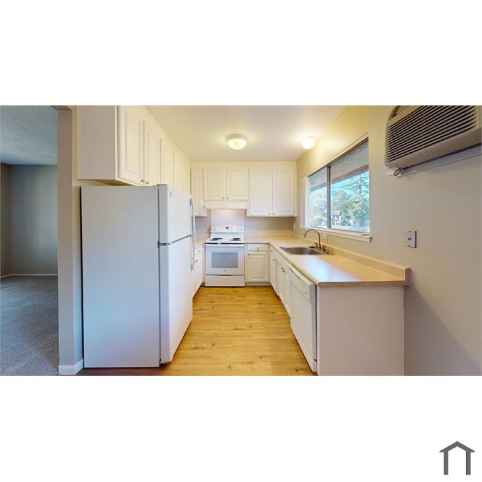 1669 Catalina Ct