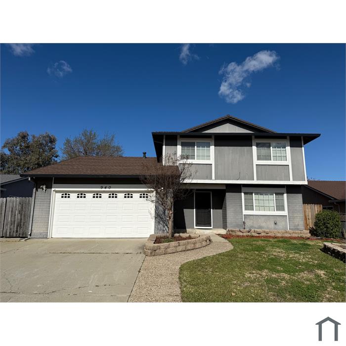 940 Walnut Dr