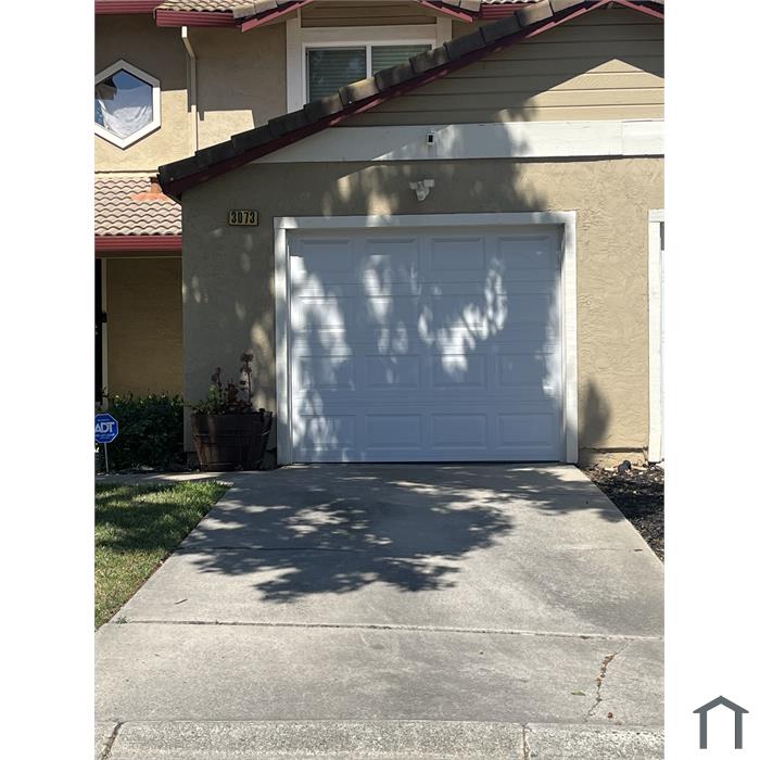 3073 Peppermill Cir