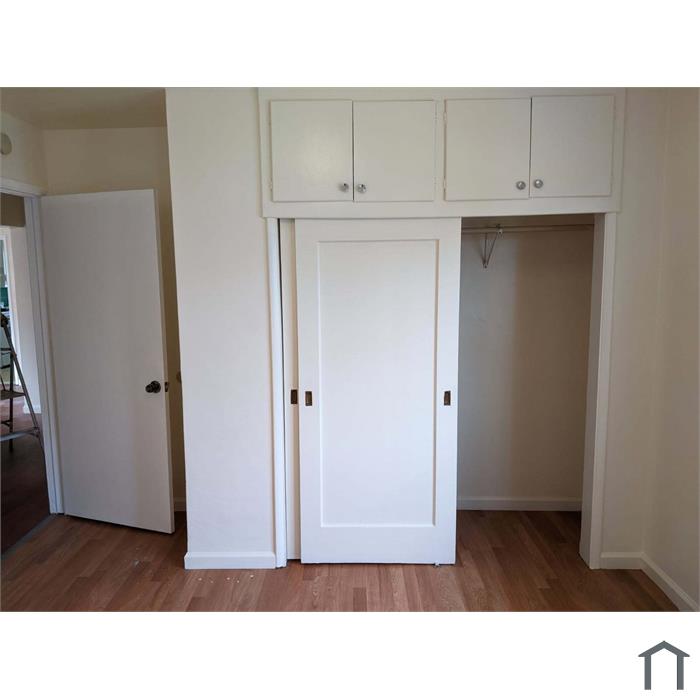 261 Warren Ave