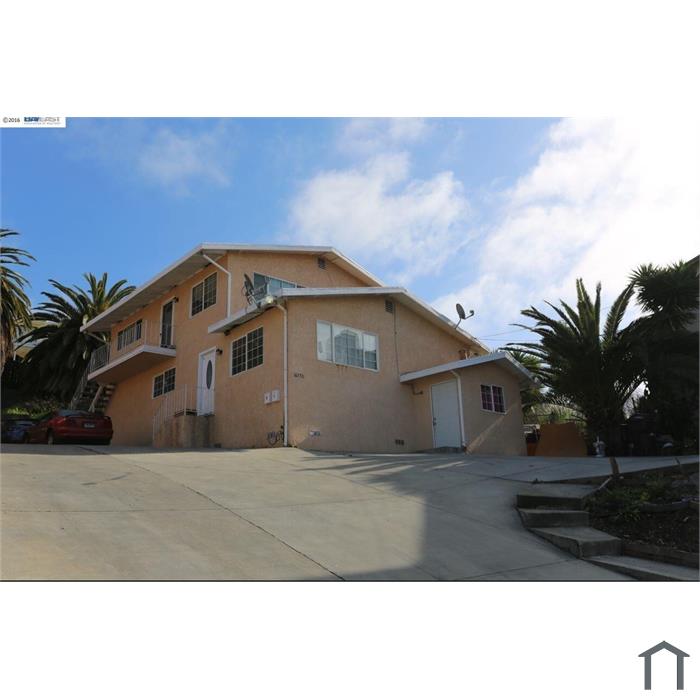 16770 Los Banos St