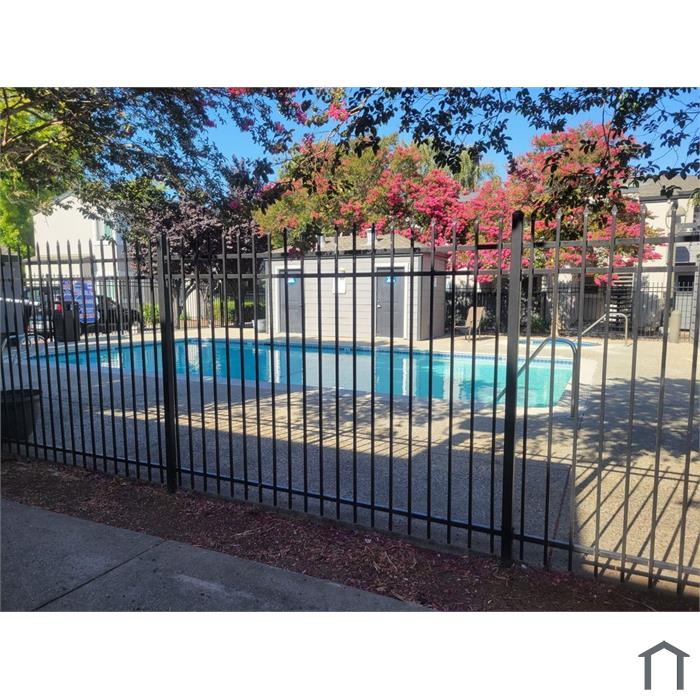1511 163rd Ave