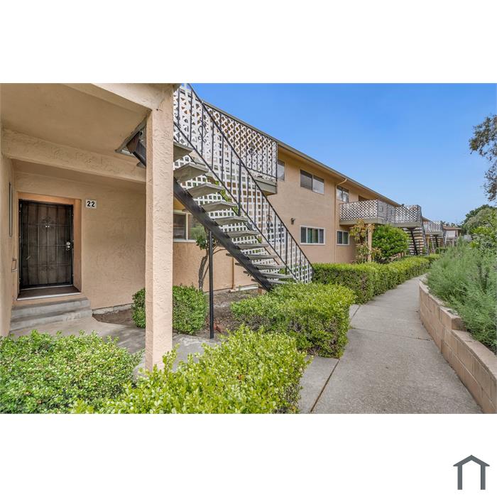 2041 Miramonte Ave