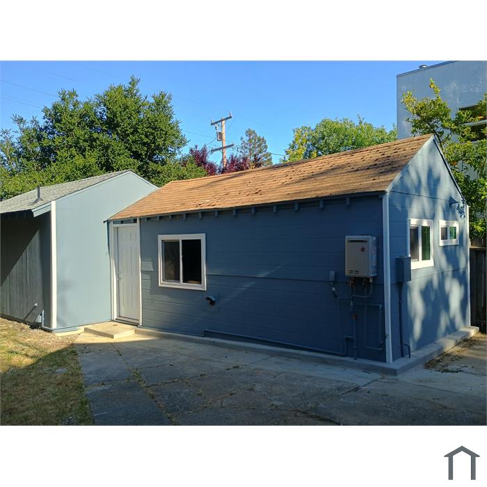 144 Fairmont Ave