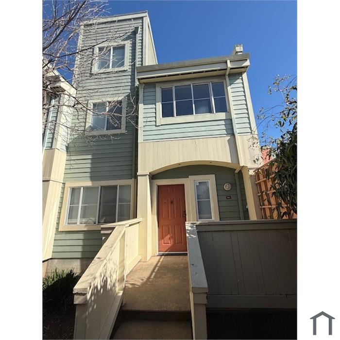 2555 International Blvd