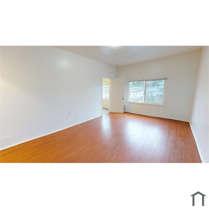 1811 27th Ave