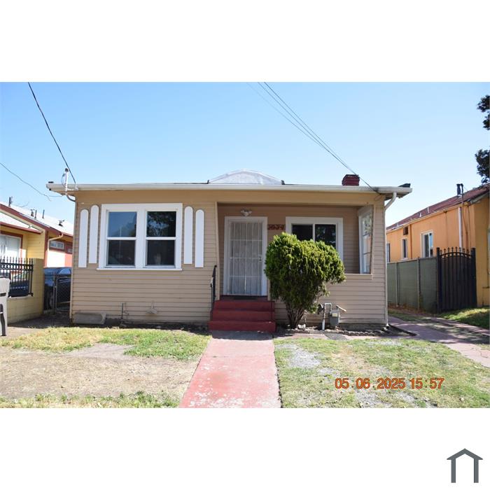 1934 100th Ave