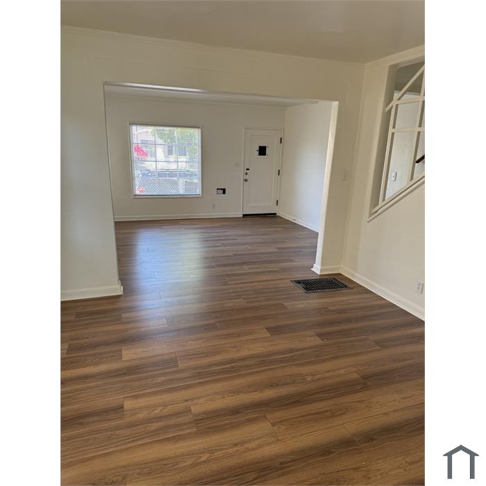2418 Seminary Ave