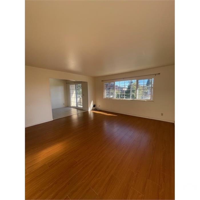 3617 Loma Vista Ave