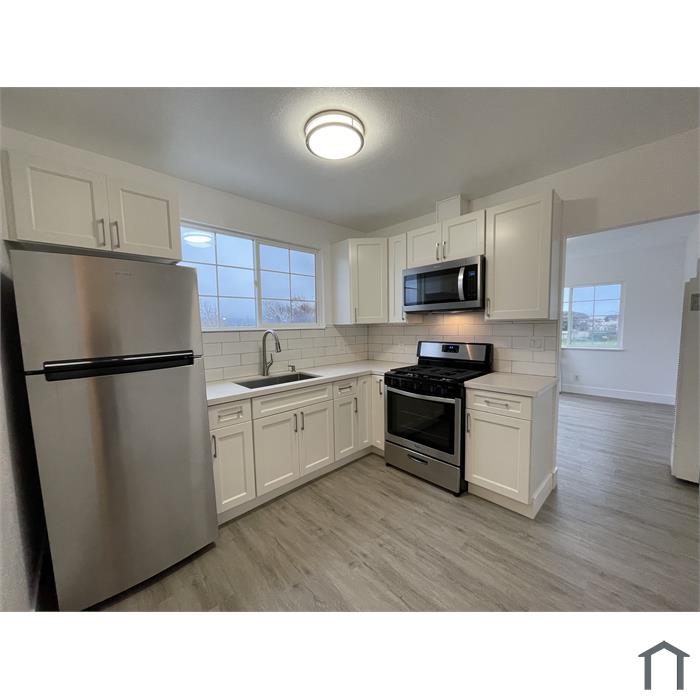 3411 Cutting Blvd