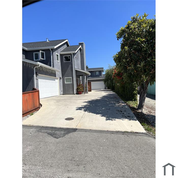 318 Carey Ave