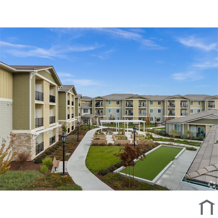 Glen Loma Ranch Apartments 