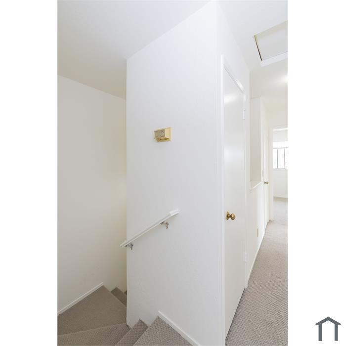 216 Green Meadow Dr