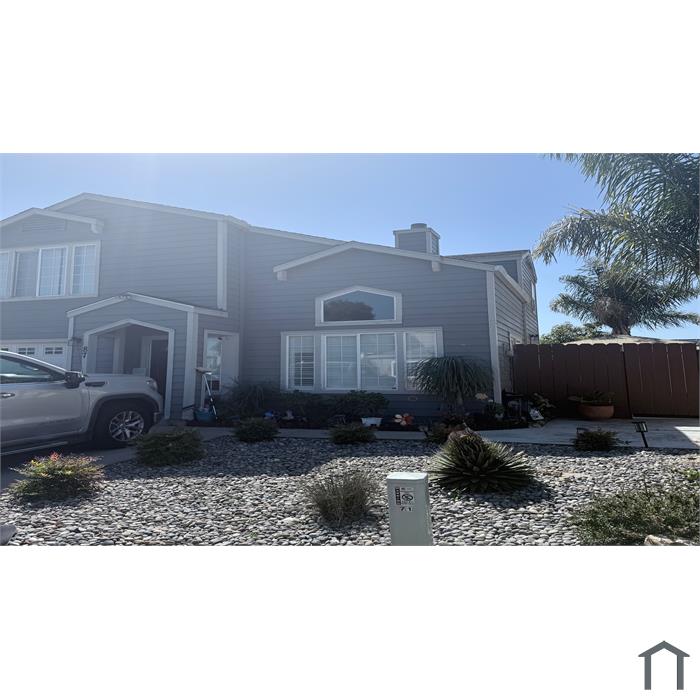 87 Arista Ln