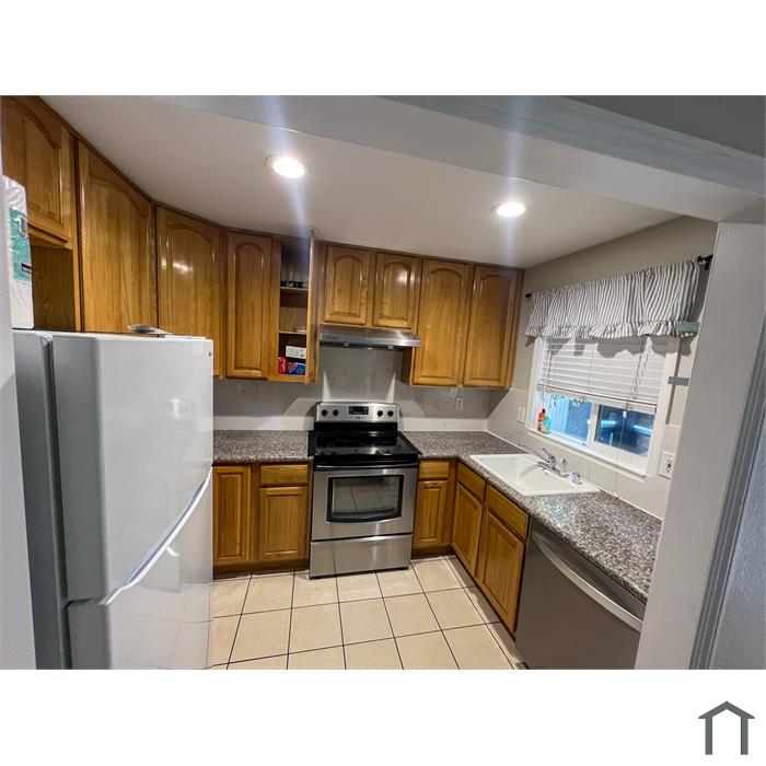106 Rancho Dr