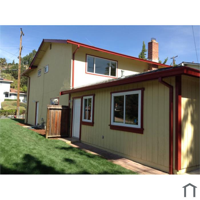 10711 Porter Ln