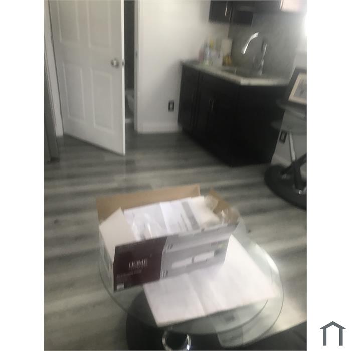 217 Staples Ave