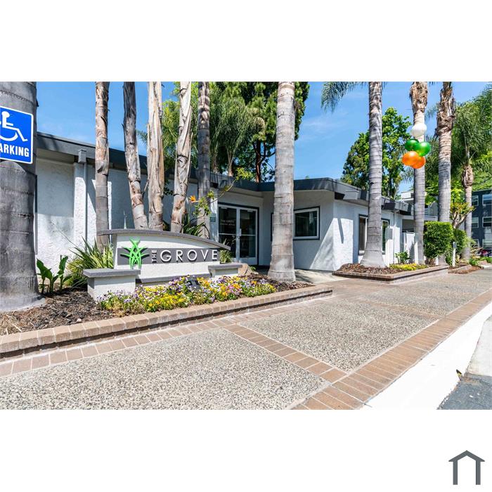 The Grove Apartments 