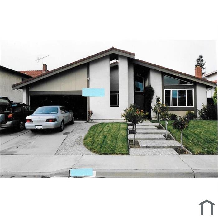 2758 Middleborough Cir