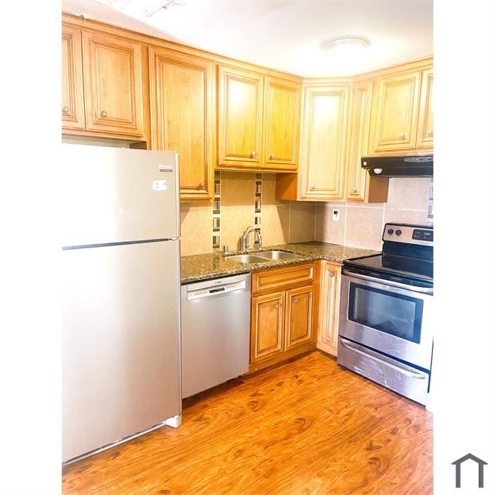 885 Branham Ln