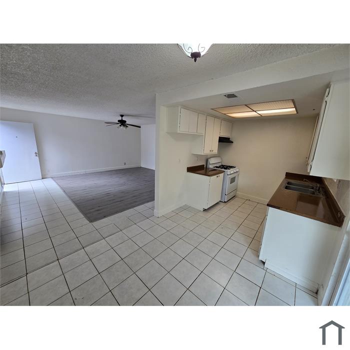 3117 Wentworth Dr