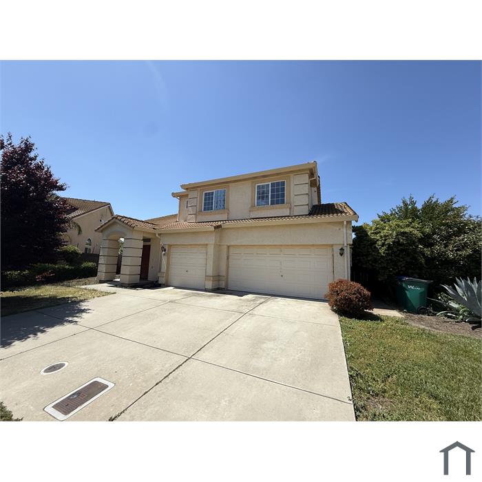 9809 Noemi Ct