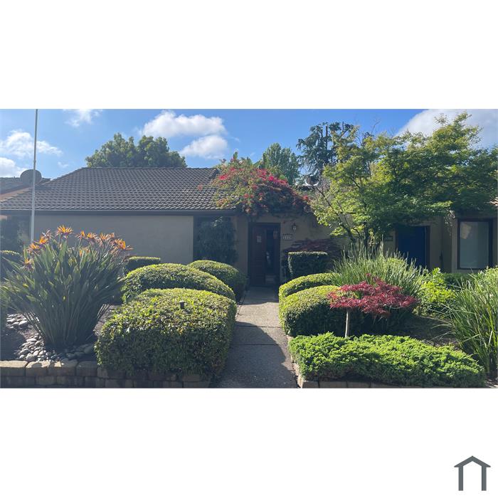 3328 Riverton Way