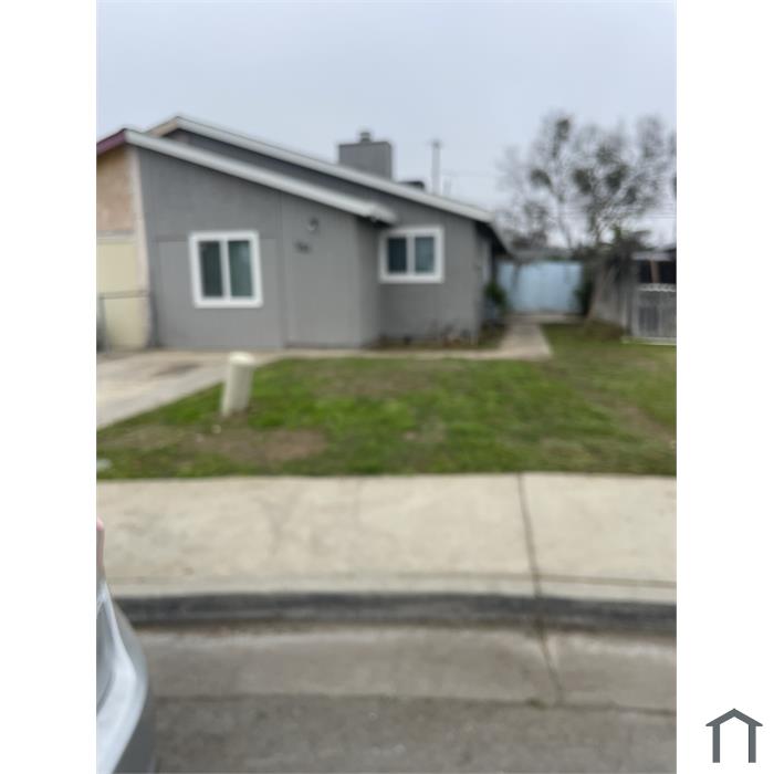 581 Stratford Ct