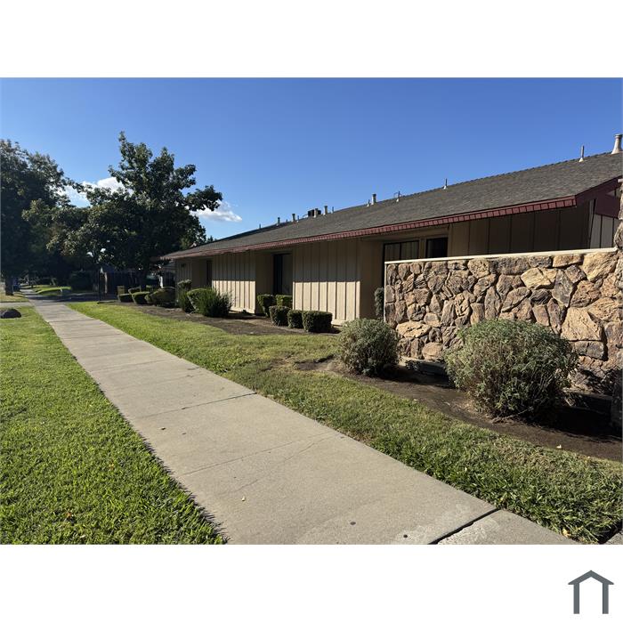 Oak Terrace Apartments