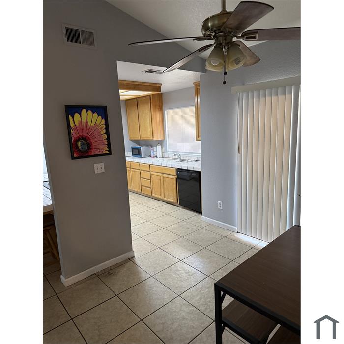 3132 Honey Bee Ct