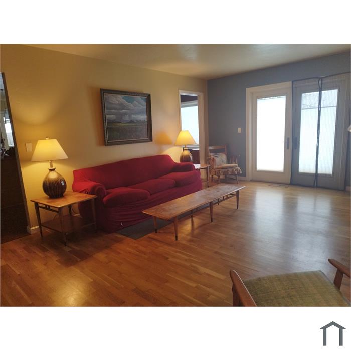 1776 Glenbrook Dr