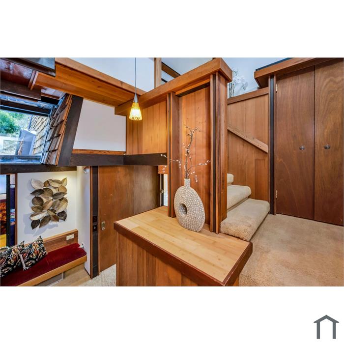 5251 Joaquin Dr